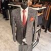 Costum bărbătesc Tudor gri în dungi slim fit